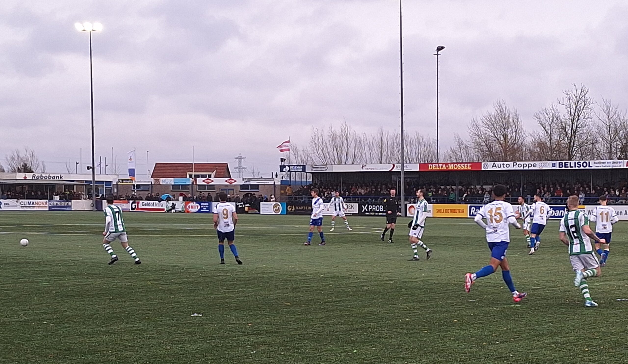 Wedstrijdverslag: Kloetinge kan niet profiteren van overtal tegen Hoek