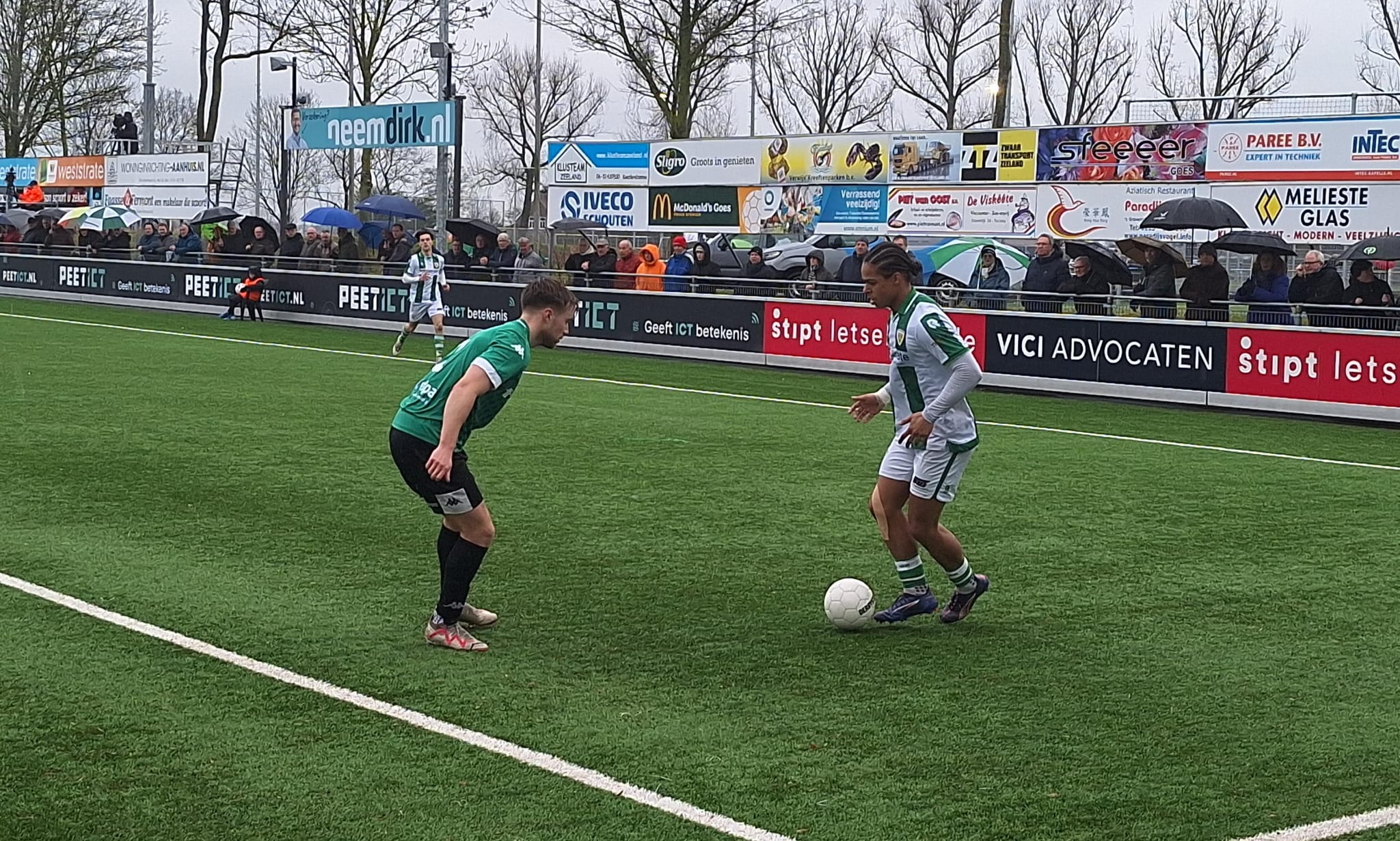 Wedstrijdverslag: drie verdiende punten, Roy’s rentree en jubileum